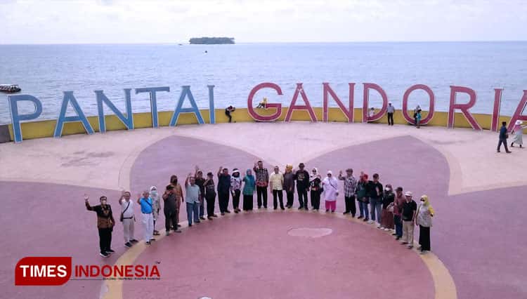 Libur Lebaran, Ada Pesta Pantai di Kota Pariaman