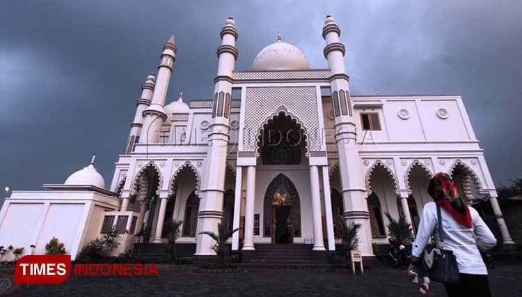 Tiga Rekomendasi Wisata Bernuansa Islami di Kabupaten Malang