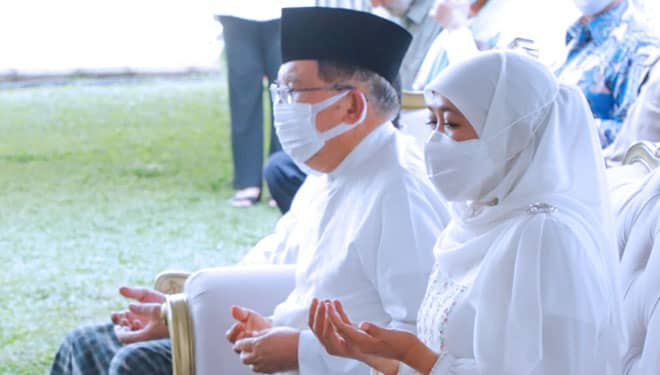 Jelang Ramadan, Gubernur Khofifah Imbau Imam dan Marbot Segera Vaksin Booster