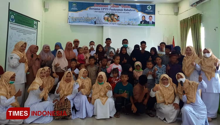 UPTD Puskesmas Babahrot Aceh Salurkan Santunan untuk Anak Yatim