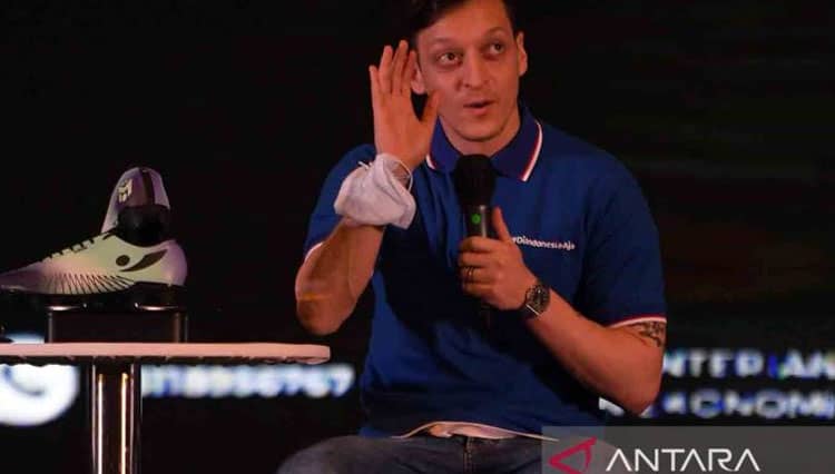 Kunjungi Indonesia, Mesut Ozil Ingin Shalat Jumat di Masjid Istiqlal