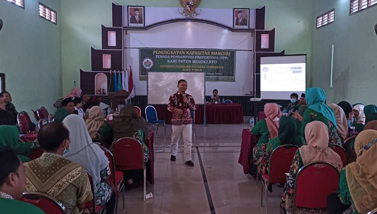 Lagu Yalal Wathon Disoal Camat di Kabupaten Mojokerto