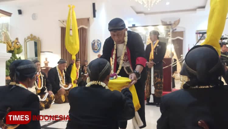 Bedol Pusoko Warnai Peringatan Malam 1 Suro di Ponorogo