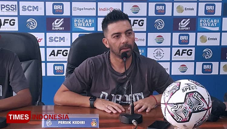 Jelang Hadapi Bhayangkara FC, Ini Pesan Pelatih Persik untuk Persikmania