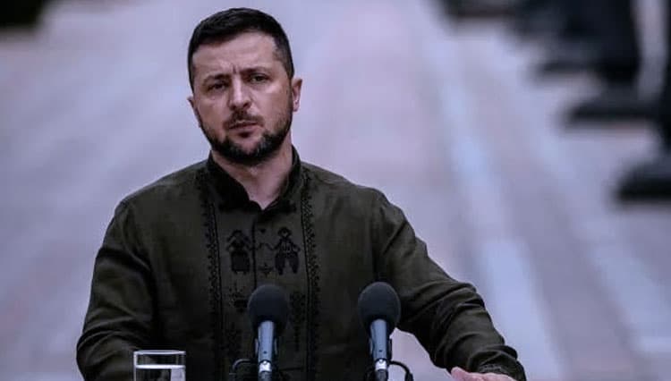 Presiden Zelenskyy Bersumpah Membalas Bila Rusia Menyerang di Hari Kemerdekaan Ukraina
