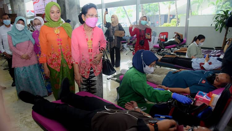 Gandeng PMI, PIA Gelar Donor Darah Peringati HUT DPR RI