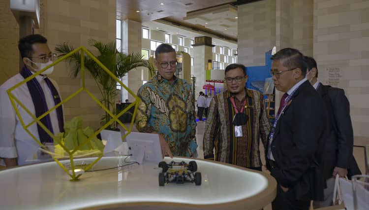 Produk Hilirisasi Harita Nickel Mampu Penuhi Kebutuhan 1,5 Juta Baterai Kendaraan Listrik di Tahun 2022
