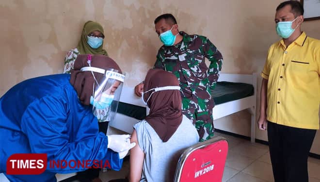 1928 Orang Tenaga Kesehatan di Kota Probolinggo, Jalani Vaksinasi Dosis IV