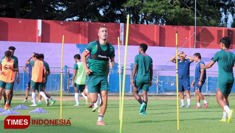 Liga Vakum Sementara, Persik Tetap Latihan Seperti Biasa