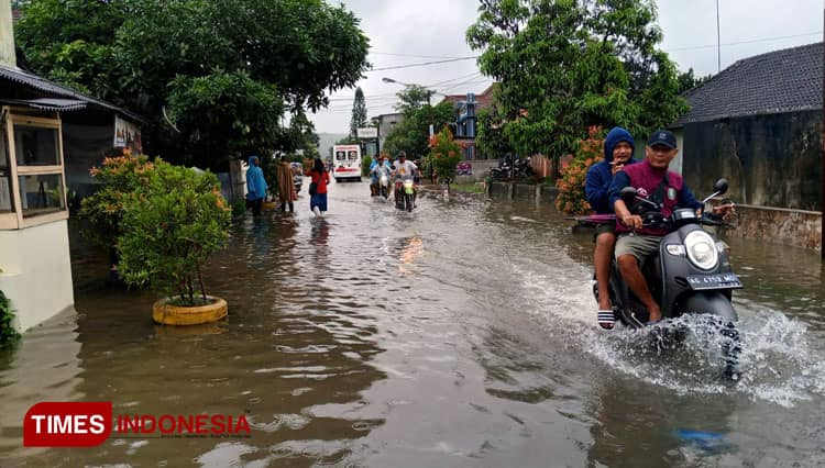 Banjir Kepung Kecamatan Sutajayan Kabupaten Blitar