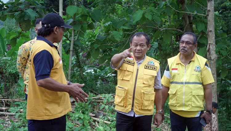 Ketua Golkar Jatim Turun ke Lokasi Bencana, Instruksikan Kader Gerak Cepat