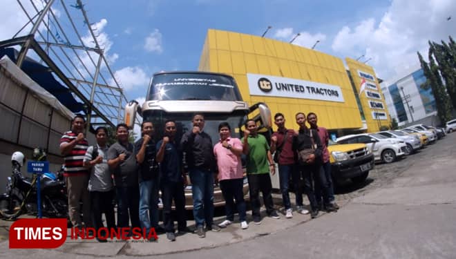 Bus Supercanggih Scania K410 Jetbus 3+ UHD Lengkapi Armada Bus Milik Universitas Muhammadiyah Jember