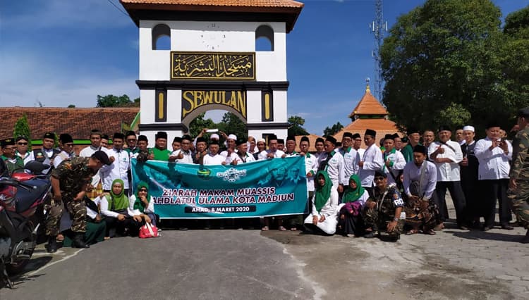 Awali Peringatan Harlah NU, PCNU Kota Madiun Gelar Ziarah Muassis