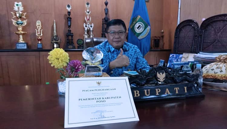 Poso Raih Penghargaan Kabupaten Terbaik Kedua Pencapaian Pembangunan Daerah