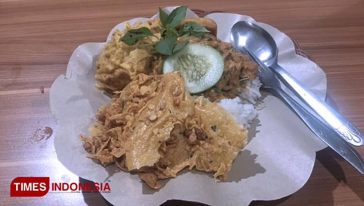 Kuliner Khas Bumi Arema, 45 Tahun Pecel Kawi Hj. Musilah