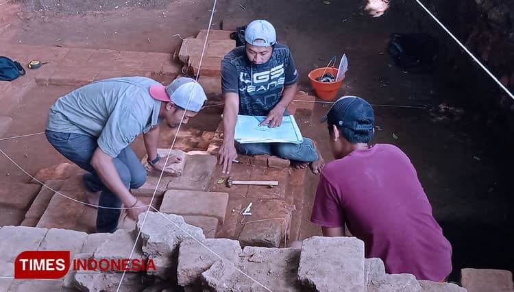 Ekskavasi Final, BPCB Jatim Temukan Dasar Bangunan Induk Candi Gedog Blitar