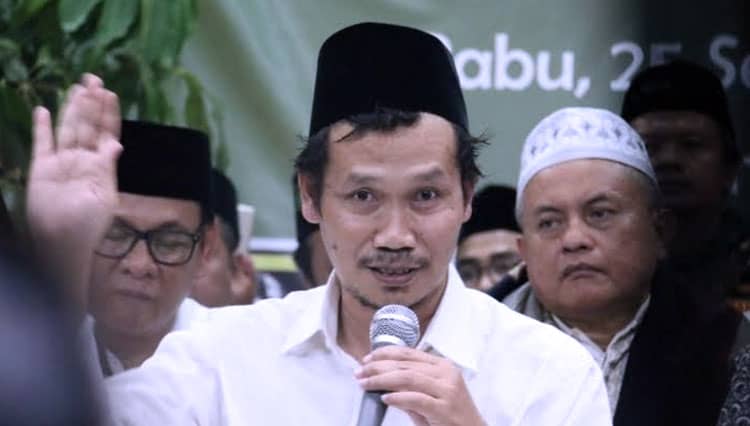 Ditanya Soal Polemik Azan 'Hayya Alal Jihad' Ini Jawaban Gus Baha