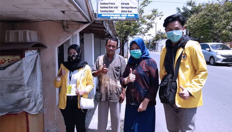 Ubhara Dampingi UMKM Manfaatkan Duri Ikan Menjadi Kerupuk
