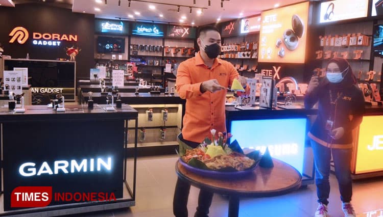 Gandeng Doran Gadget, Garmin Buka Cabang Kedua di Surabaya