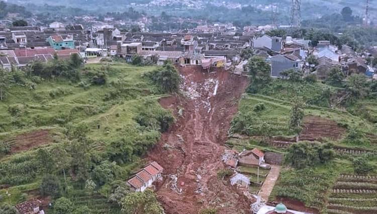 Terkait Longsor di Cimanggung, Polres Sumedang Periksa Developer Perumahan