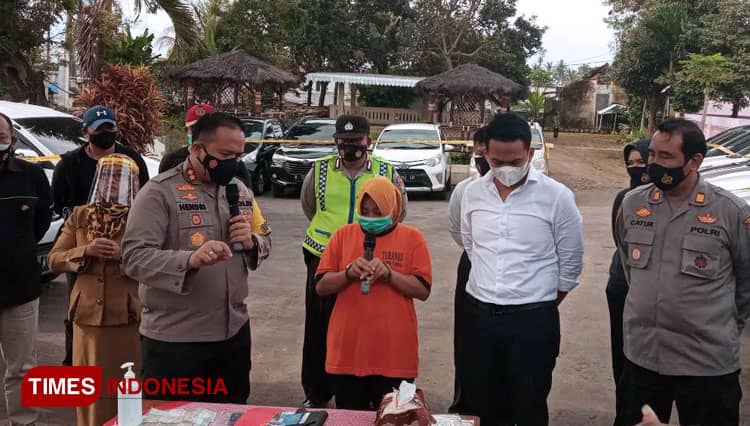 Polres Malang Amankan Wanita Pelaku Penggelapan Belasan Mobil Rental