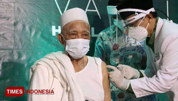 Halal-Haram Vaksin Astrazeneca, PWNU Jatim dan Kiai Asep Tidak Bertabrakan