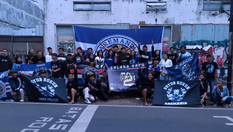 Solidaritas Aremania Galang Dana untuk Korban Gempa Malang