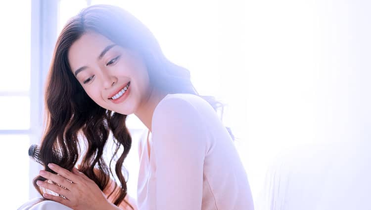 Rambut Rontok? Atasi dengan 4 Bahan Alami Ini