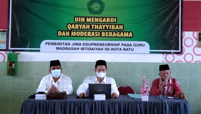 Tim Dosen UIN Maliki Malang Gelar Pelatihan Edupreneurship pada Guru Madrasah Ibtidaiyah se-Kota Batu