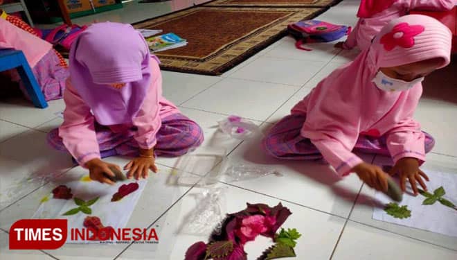 Lestarikan Tradisi, Siswa TK Dilatih Membatik Teknik Ponding