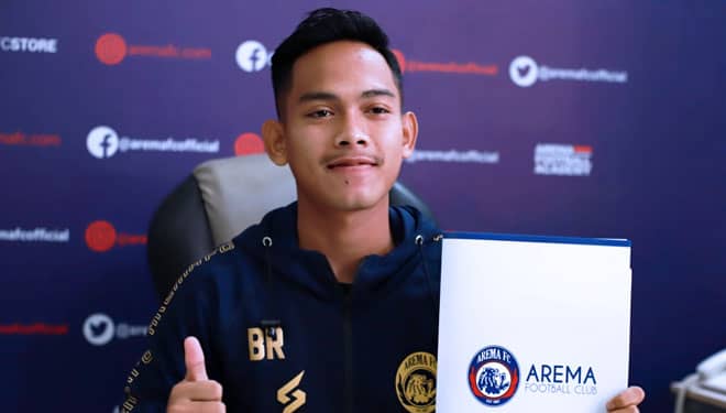 Bramntio Ingin Ikuti Jejak Sukses Legenda Arema FC Asal Probolinggo