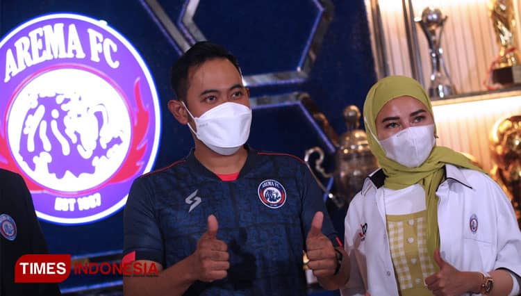 Usung Semangat Kultural, Arema FC Pasang Relief Candi di Jersey Home