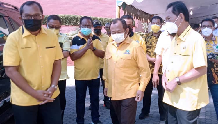 Golkar Jatim Gelar Vaksinasi Dosis Kedua