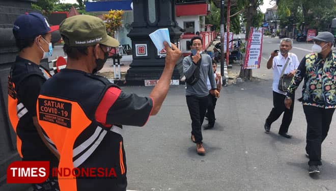 Uji Coba New Normal, Pengunjung Makam Bung Karno Kota Blitar Meningkat