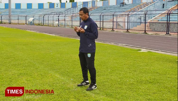 Jafri Sastra Pelatih Baru Persela Lamongan, Datang dan Langsung Pimpin Latihan