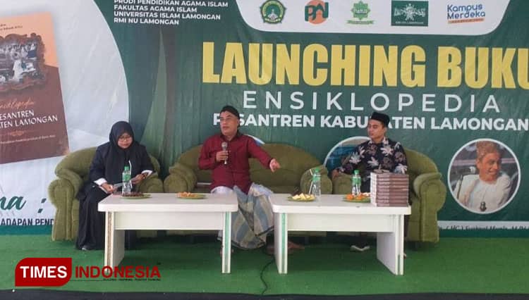 RMI NU dan HMP PAI Unisla Launching Buku Ensiklopedia Pesantren Lamongan