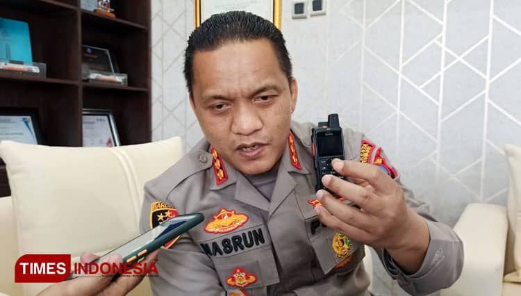Polresta Banyuwangi Periksa Terduga Pembuang Sampah Medis yang Cemari Laut