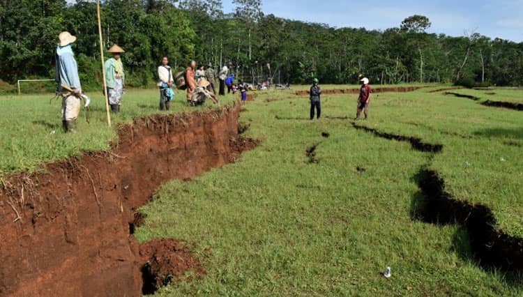 PVMBG Ingatkan Wilayah Jawa Timur Terancam Pergerakan Tanah